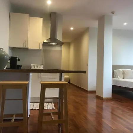 דירה Audrey Apartment